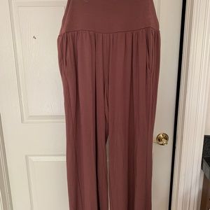 Athleta Foldover Crop Flare Leg yoga  leisure  pant Blush  Lounge Wear XL